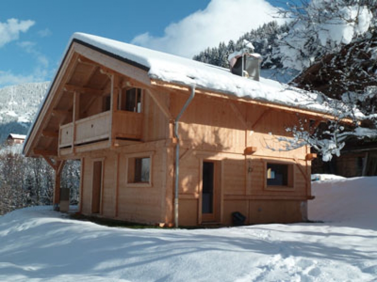 Petit chalet montagne
