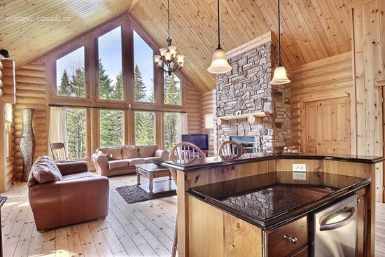 Chalet mont st sauveur