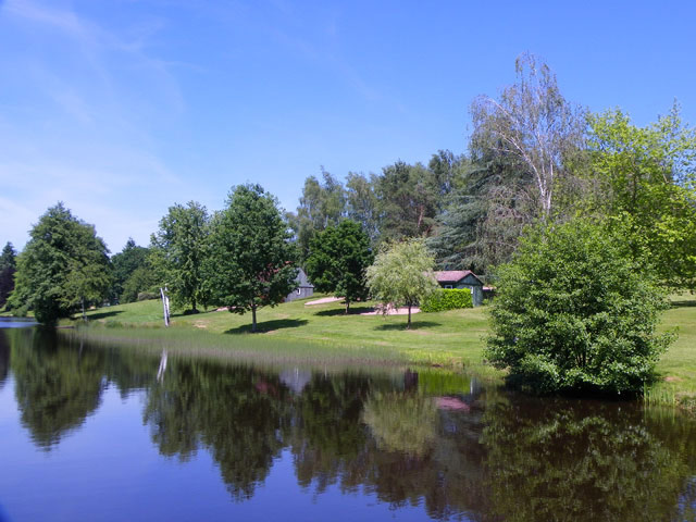 Chalet bord de lac a vendre france