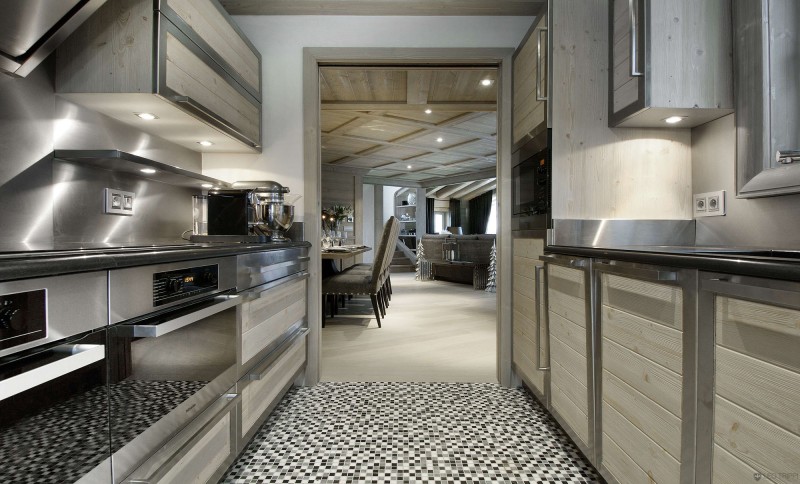 Chalet black pearl