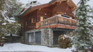 Auron chalet location