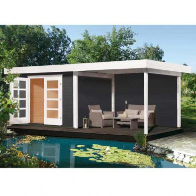 Chalet de jardin peint