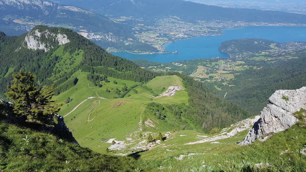 La tournette depuis le chalet de l'aulp