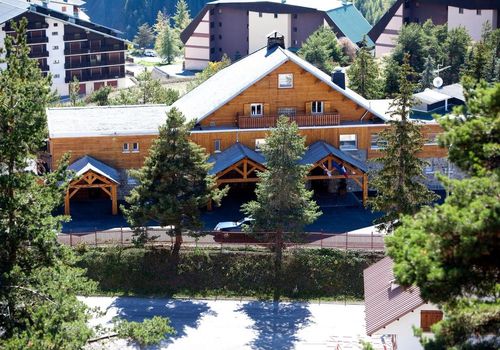 Location chalet a auron