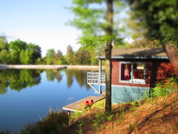 Photo chalet bord de lac