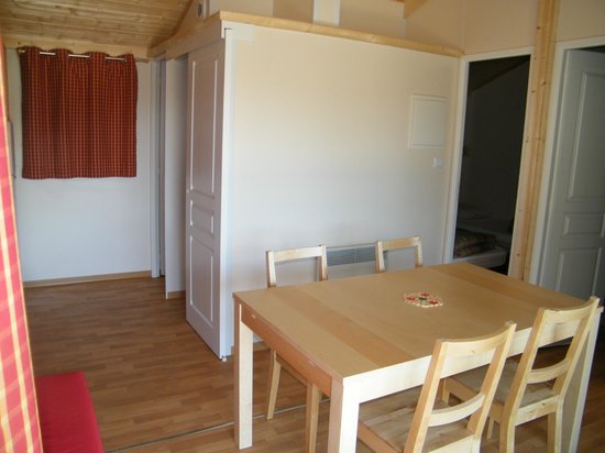 Camping lacaune chalet forester personnes chambres