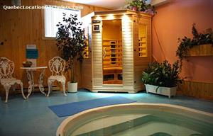 Chalet a louer piscine intérieure