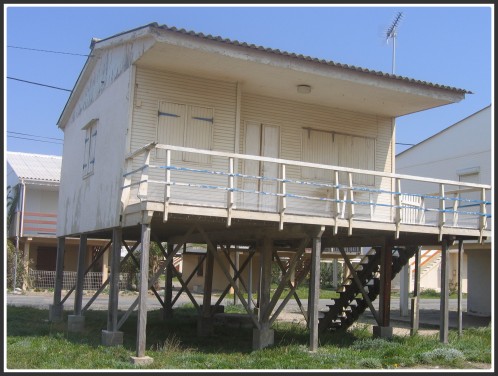 Location chalet sur pilotis gruissan
