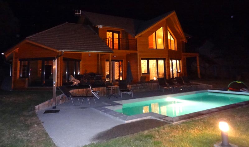 Chalet avec piscine privée
