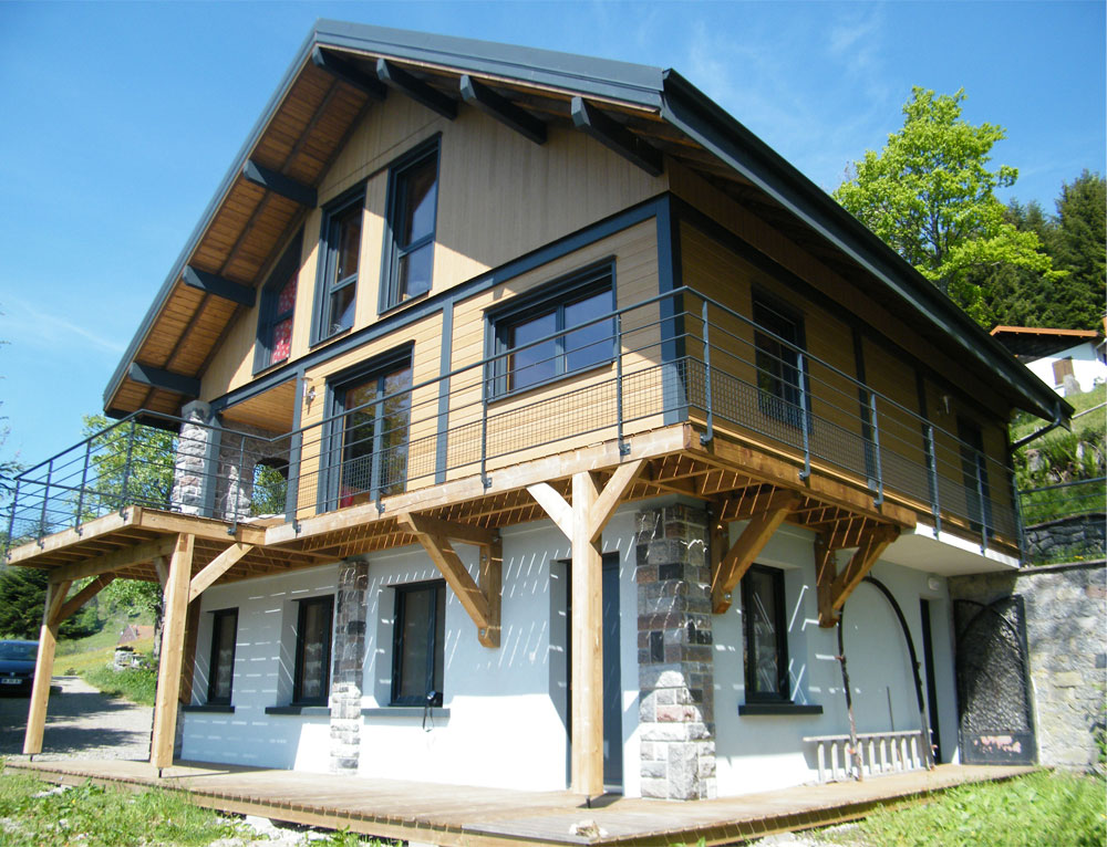Chalet en bois et pierre