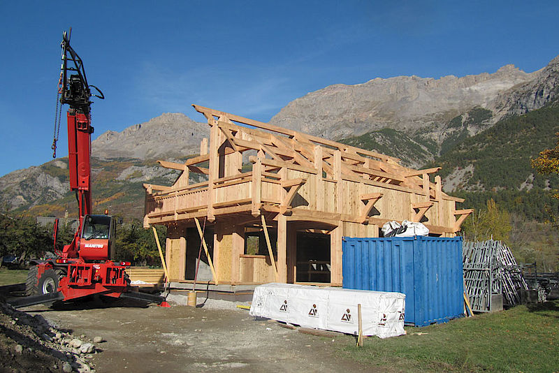 Petit chalet poteau poutre