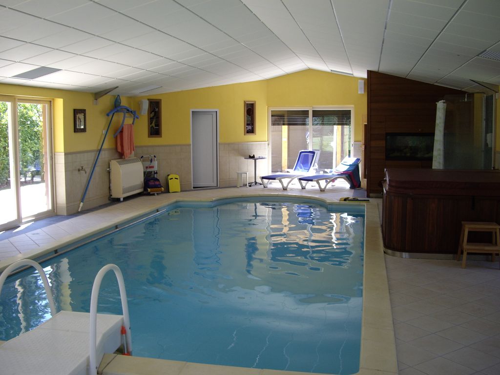 Chalet piscine jura