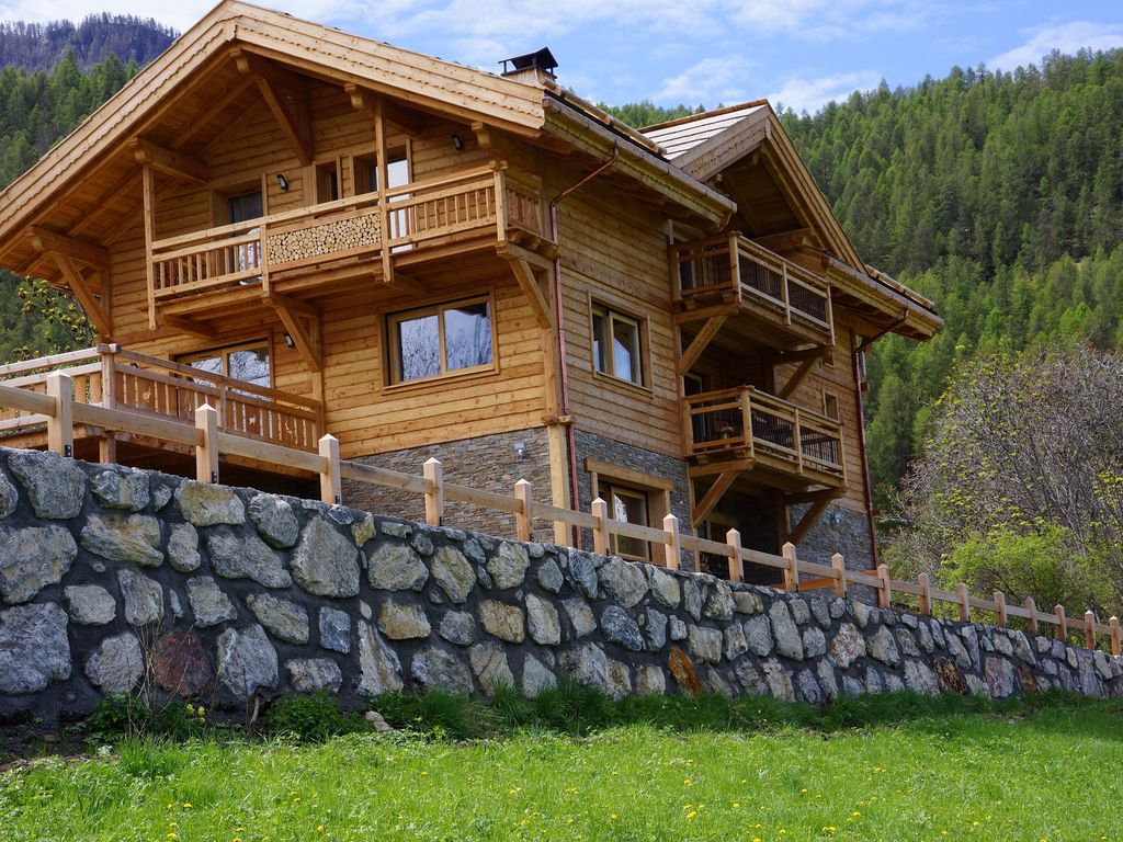 Location chalet risoul pied des pistes