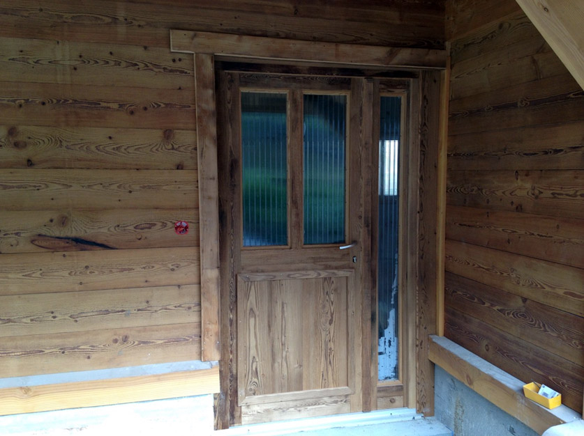 Porte entree chalet