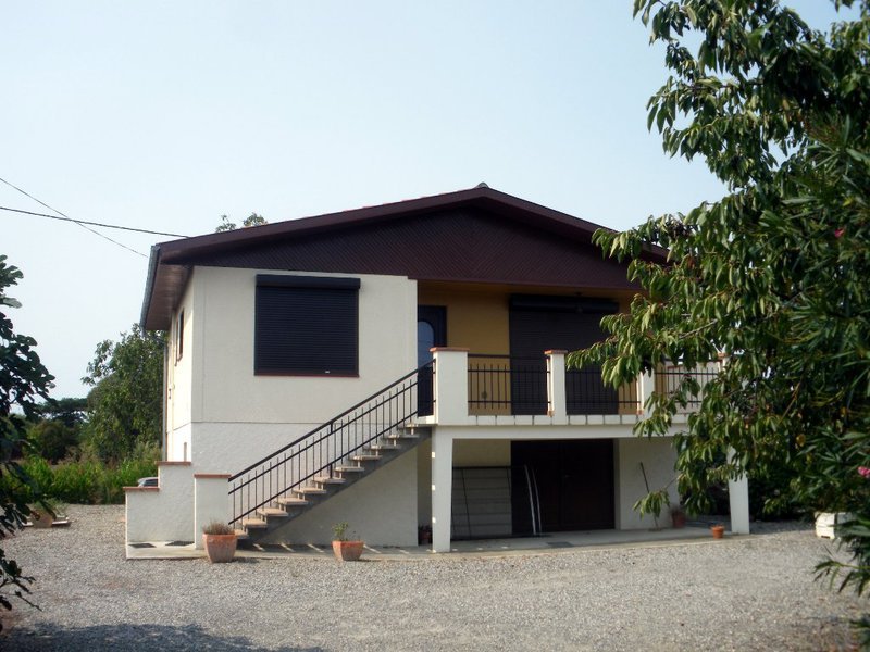 Maison chalet perret