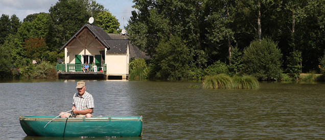 Etang privé carpe avec chalet