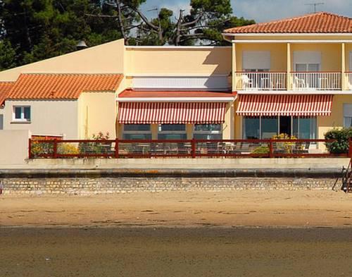 Hotel le grand chalet charente maritime