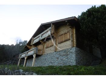 Chalet avec piscine a louer
