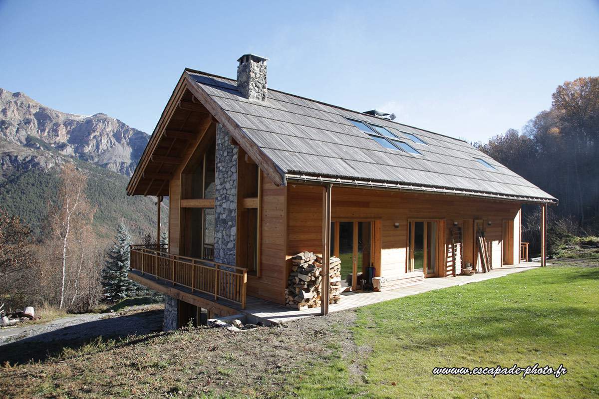 Constructeur chalet bois hautes alpes