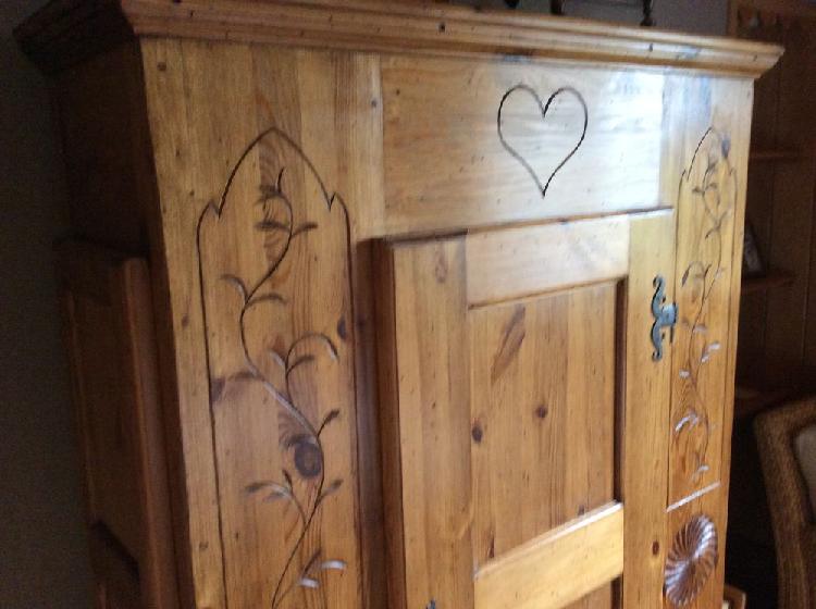 Armoire style chalet