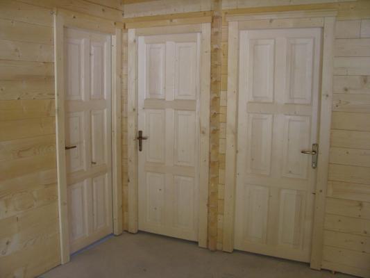 Porte pour chalet