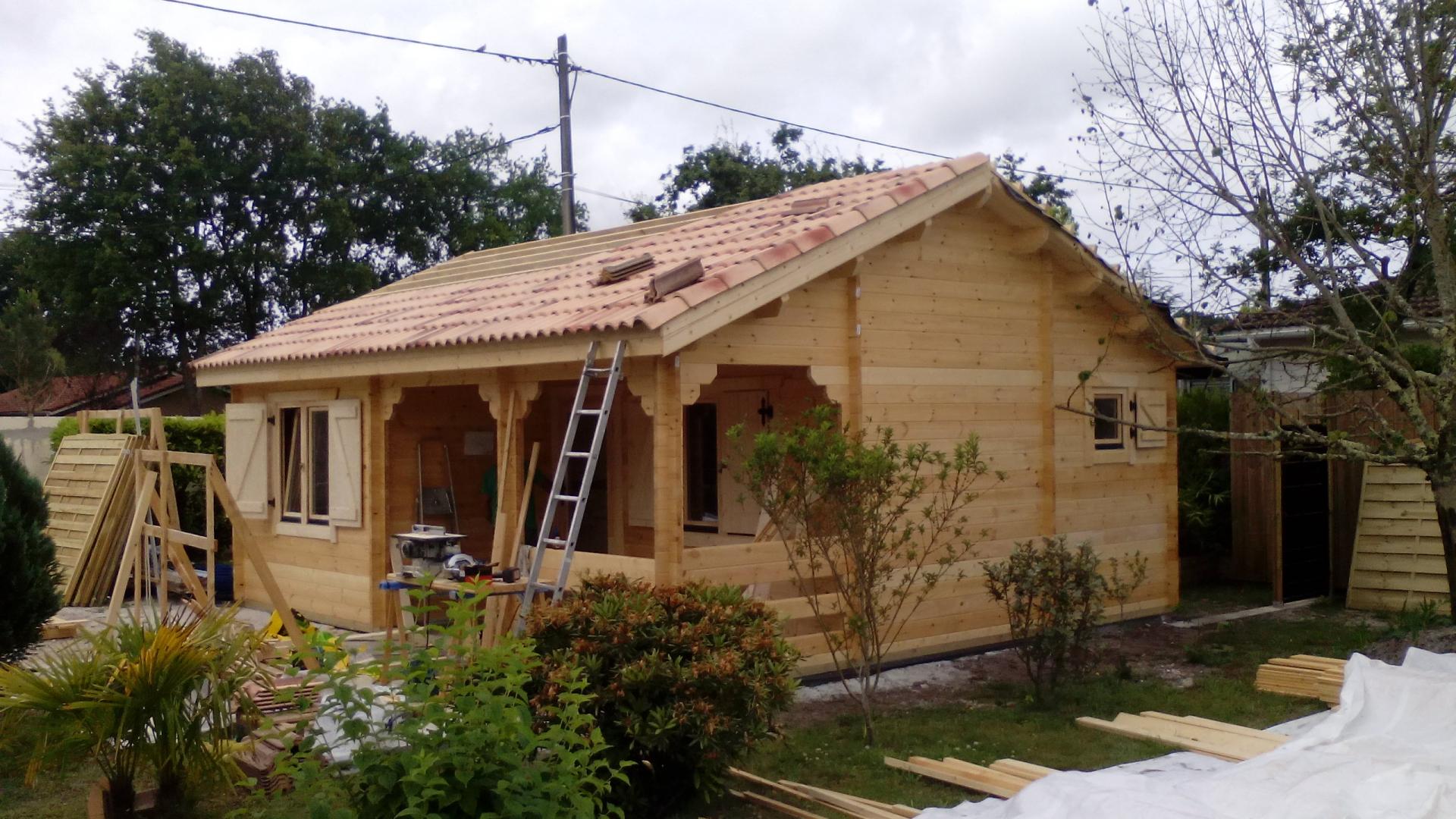 Petit chalet habitable en bois