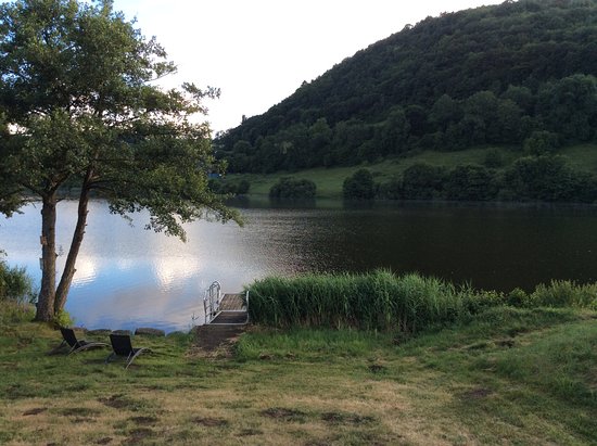 Lac de menet chalet