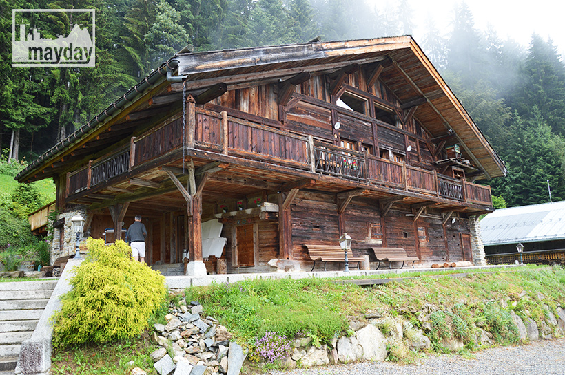 Meubles style chalet