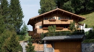 Chalet en suisse de johnny hallyday