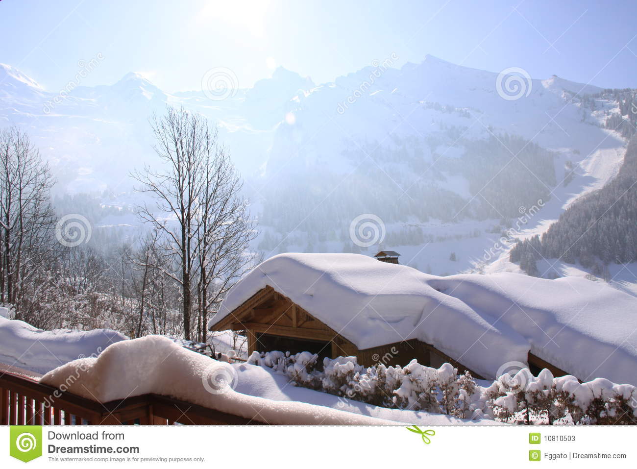 Image chalet sous la neige