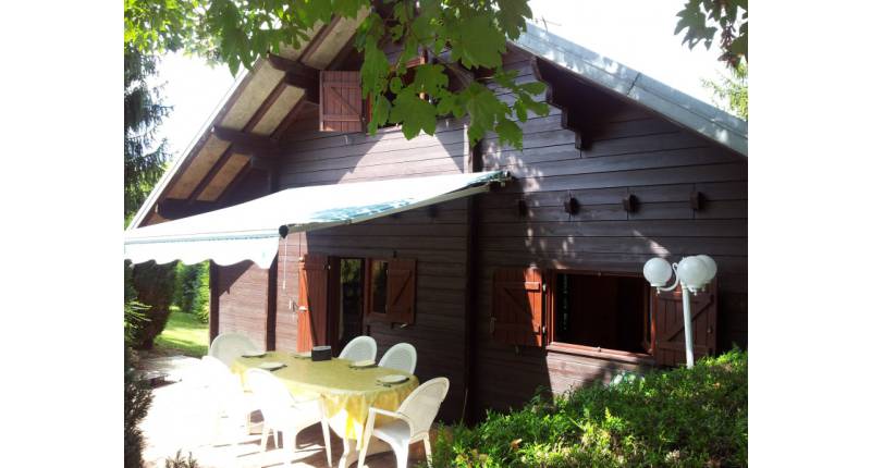 Chalet bord de saone a vendre