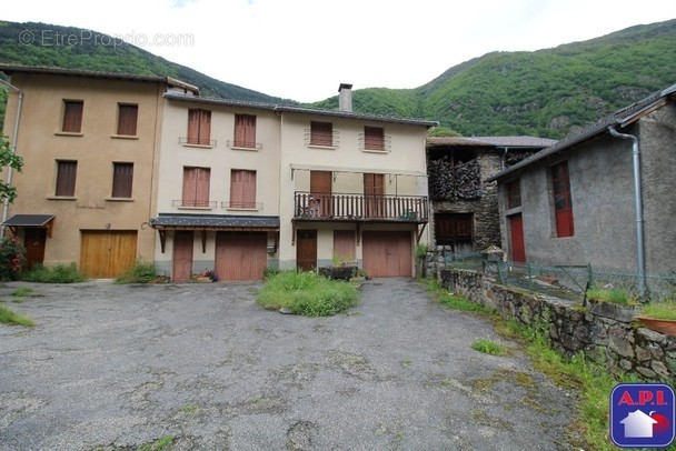 Vente chalet ax les thermes