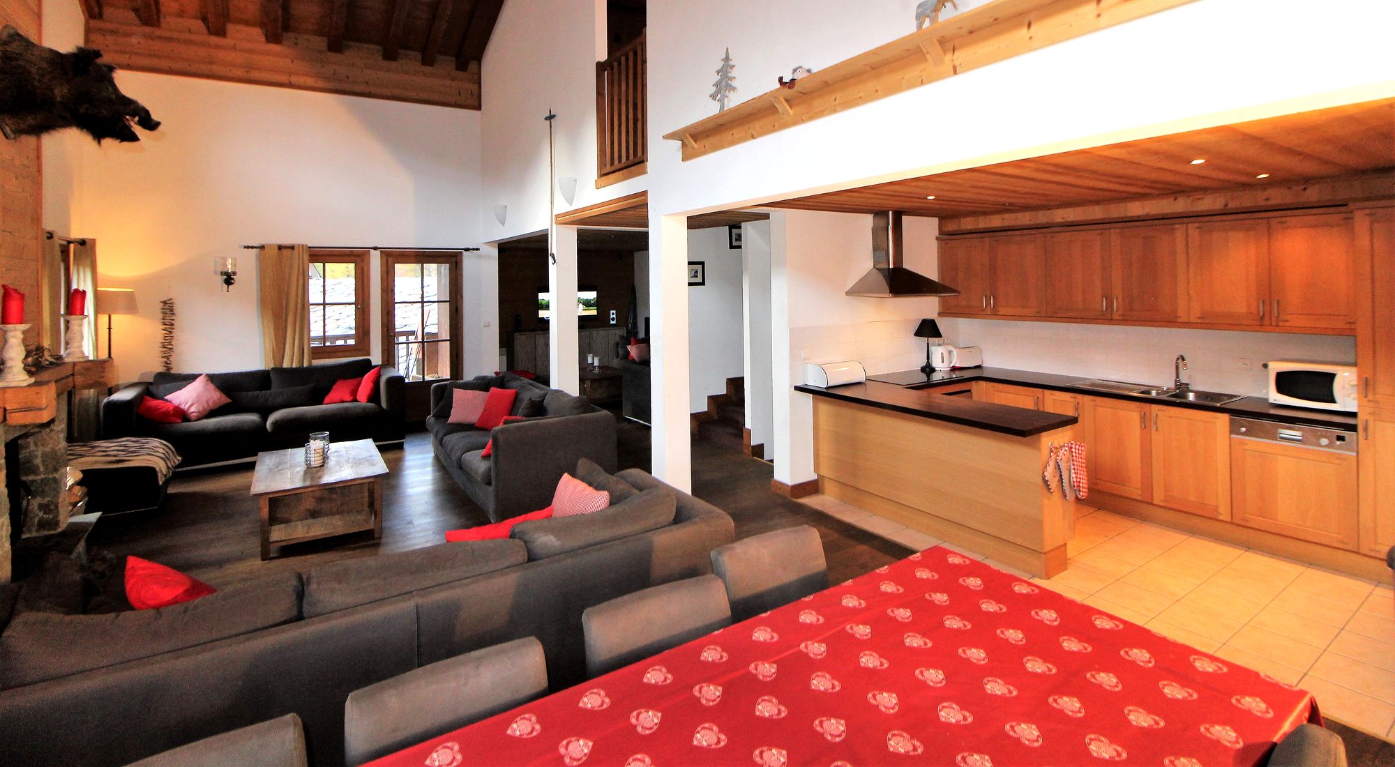 Terrain et chalet a vendre