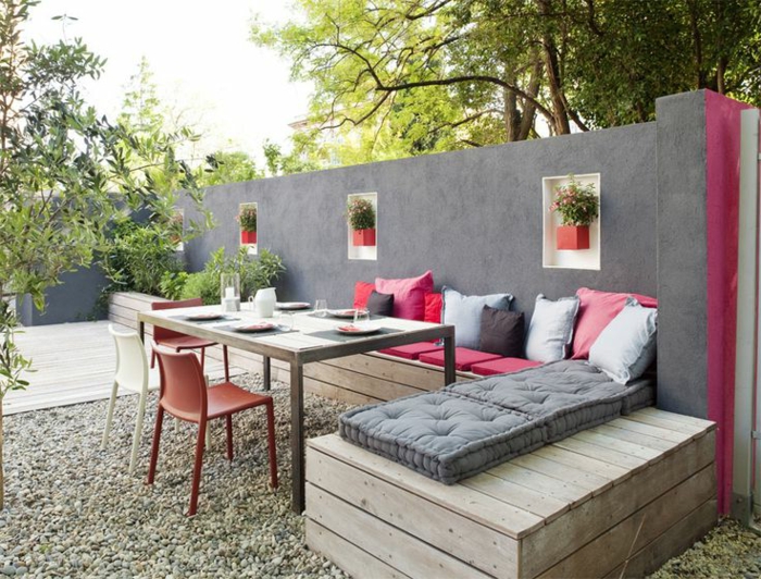 Salon de jardin en fer moderne
