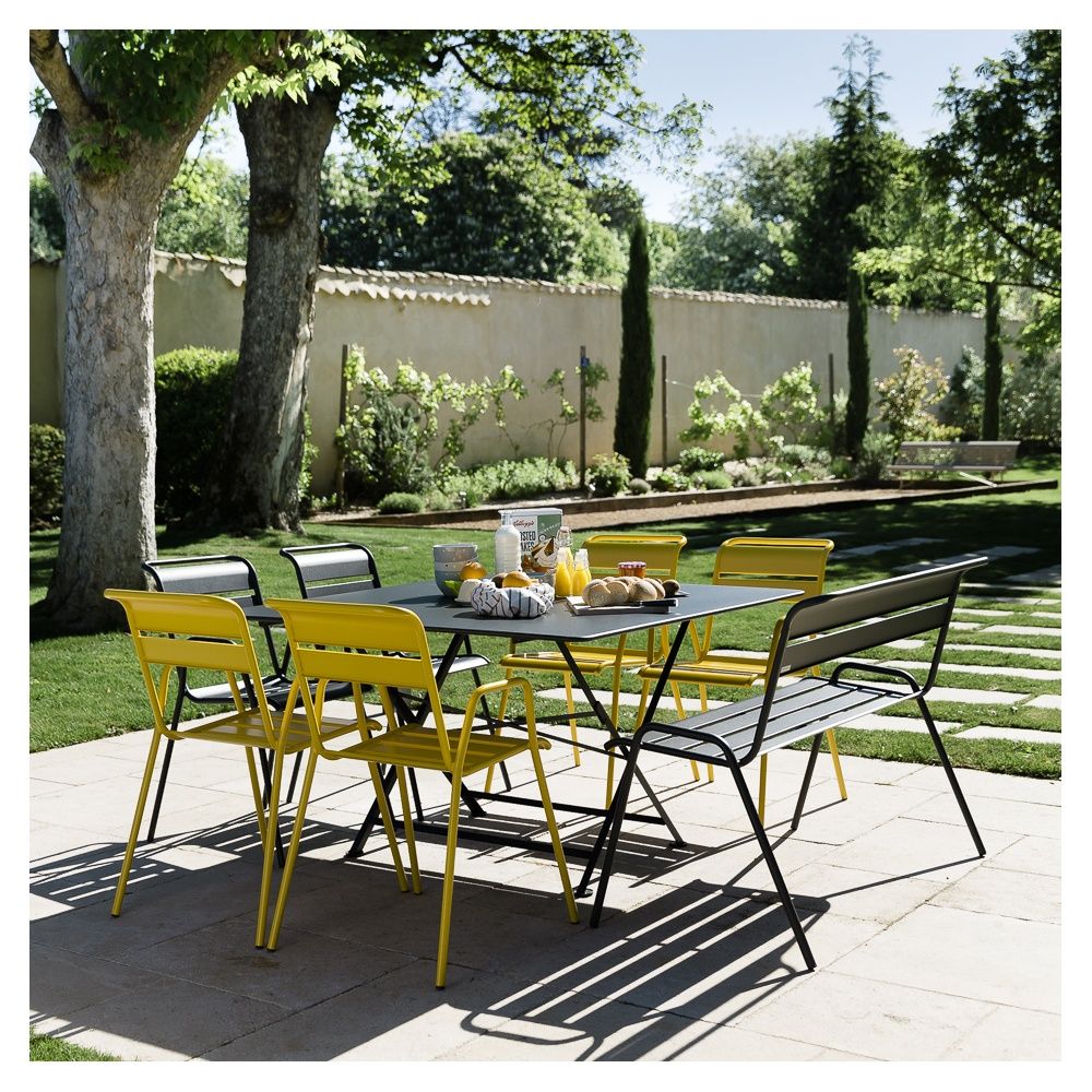 Mobilier de jardin style fermob
