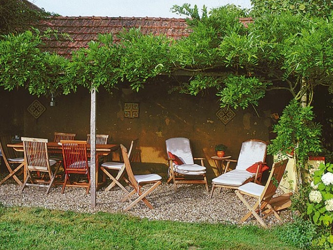 Entretien salon de jardin en osier