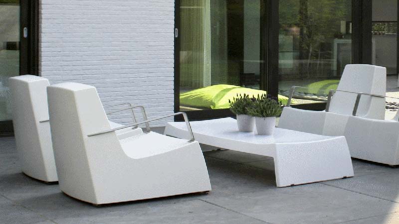 Salon de jardin plastique bas