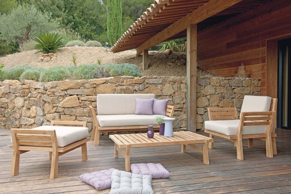 Renover un salon de jardin en teck
