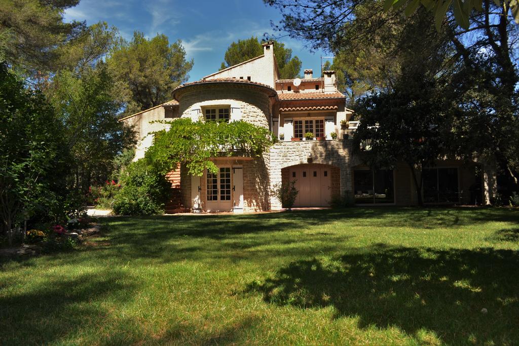 Salon de jardin filao