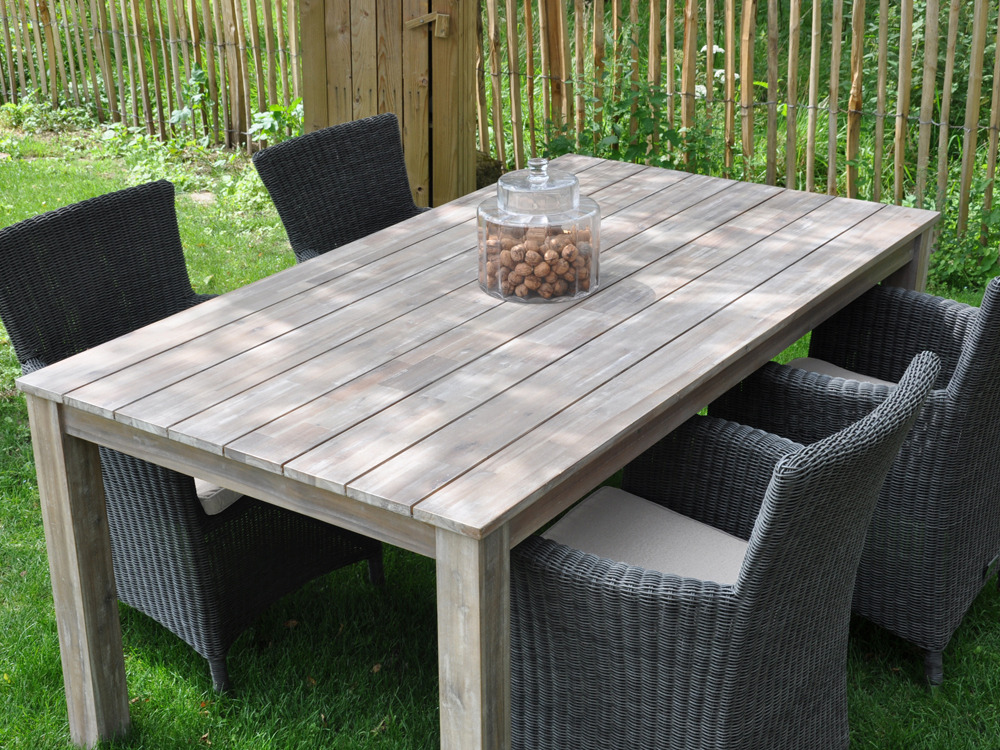 Salon de jardin 1 table 4 fauteuils