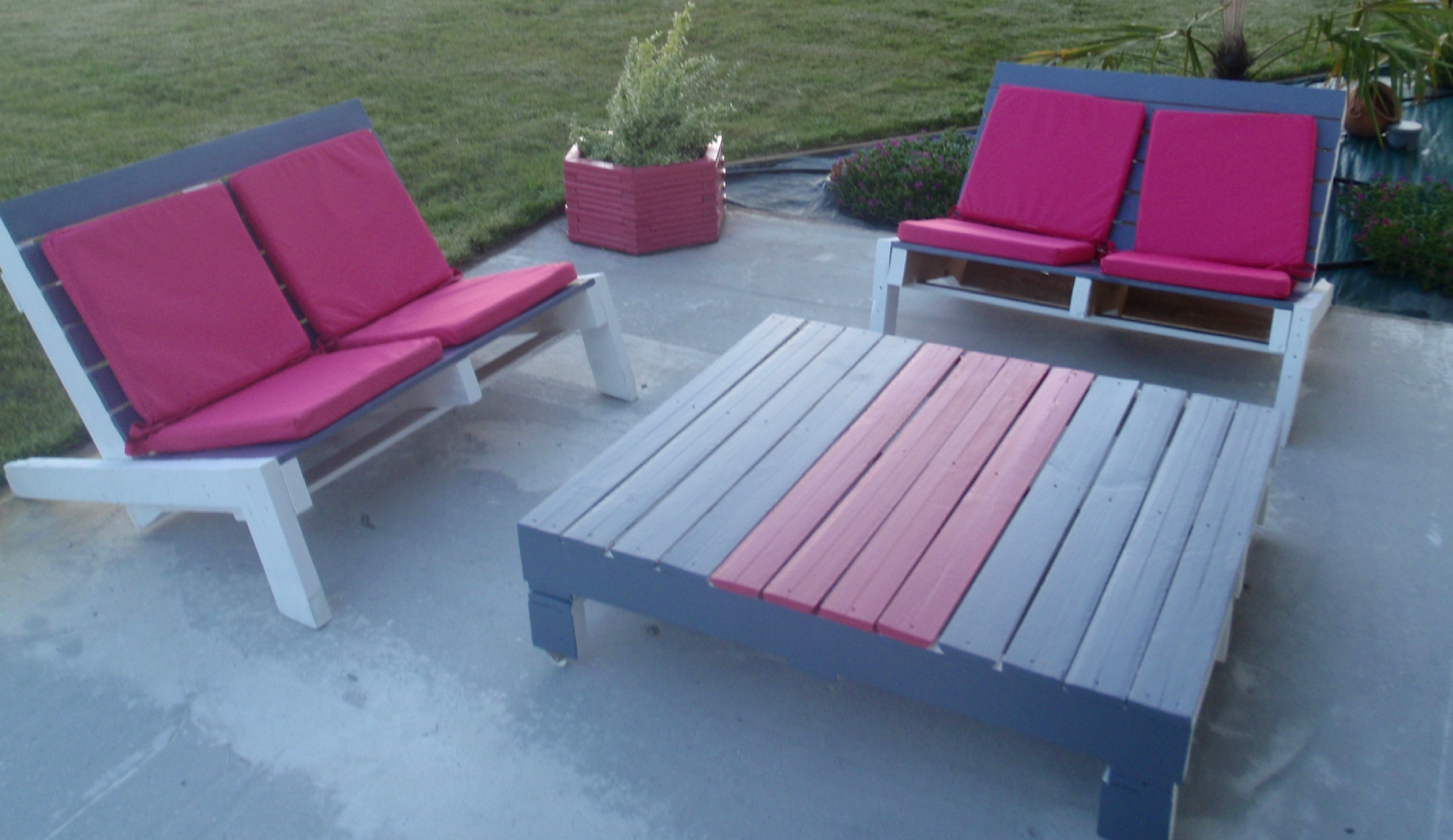 Comment faire son salon de jardin avec des palettes
