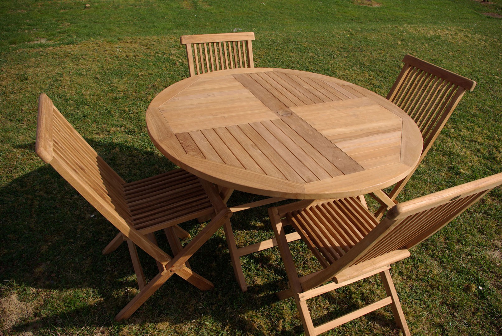 Salon de jardin pas cher en teck