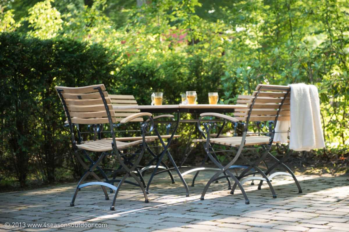 Salon de jardin bois fer