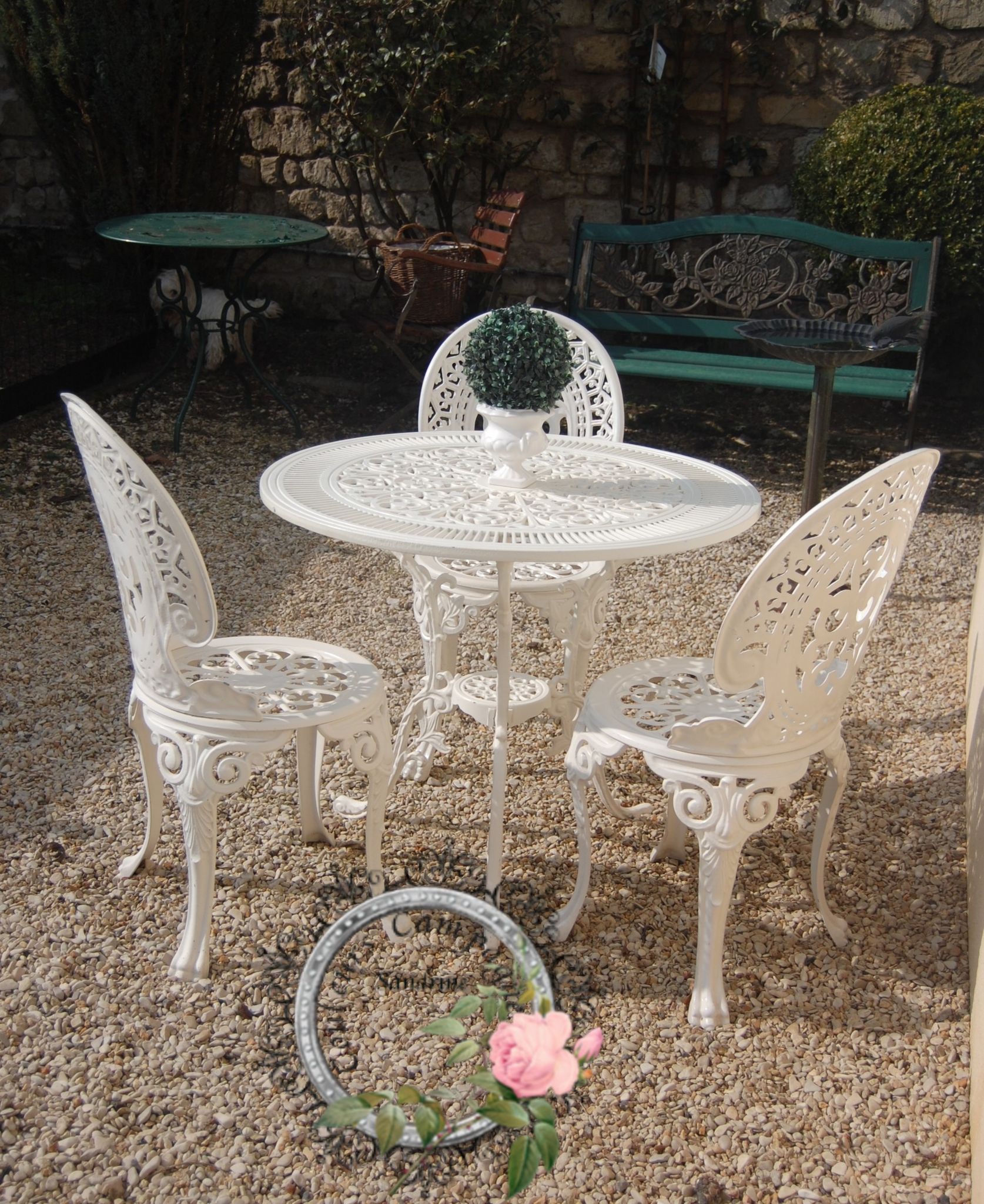 Mobilier de jardin ancien en fonte