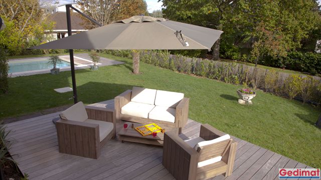 Salon de jardin en bois de coffrage