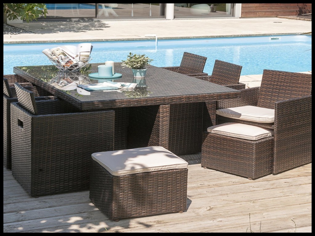 Salon de jardin en resine tressée d'occasion