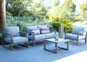 Salon de jardin blooma pilares