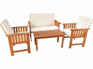 Nettoyer salon de jardin bois exotique