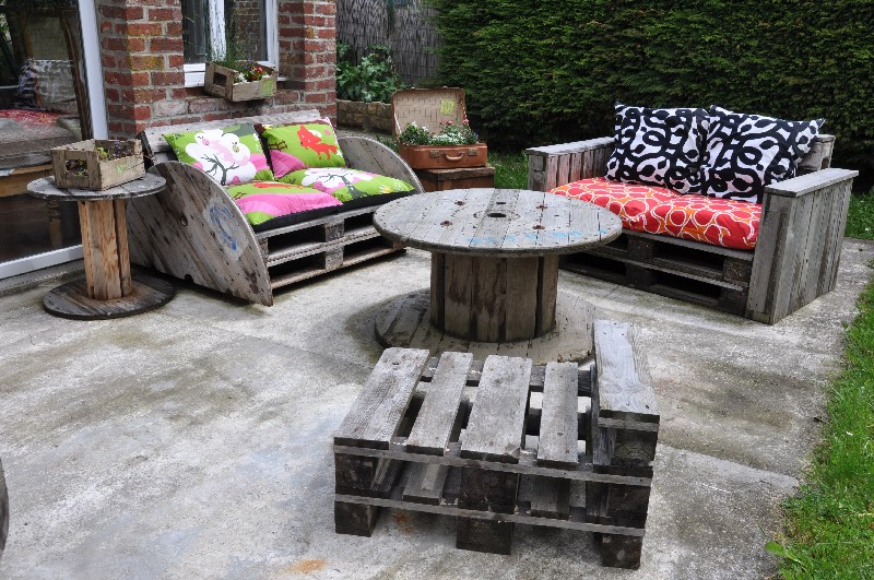 Faire un salon de jardin en palette youtube