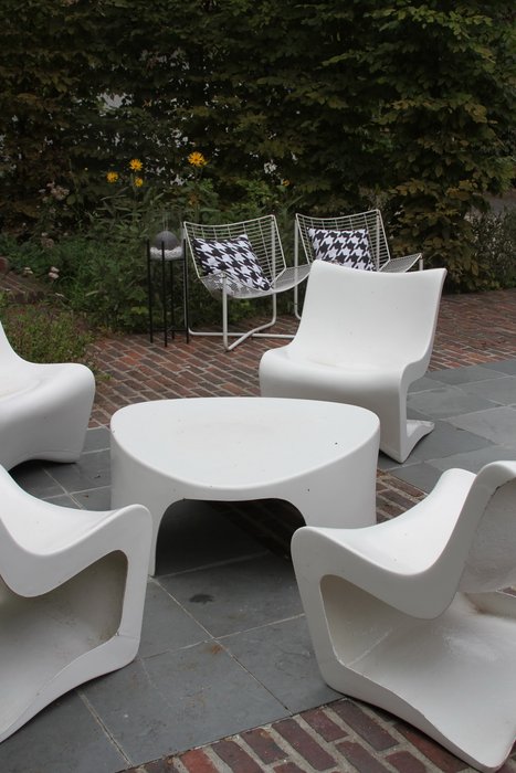 Nettoyer salon de jardin en plastique